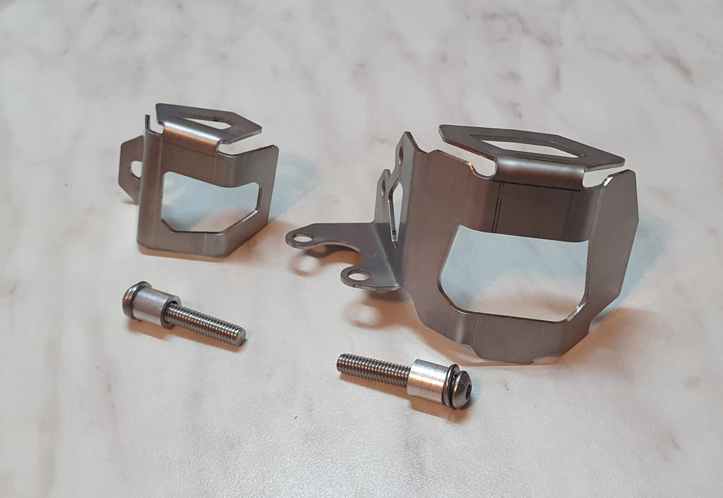 Mitrax F700GS / F800GS(A) brake fluid reservoirs guard kit